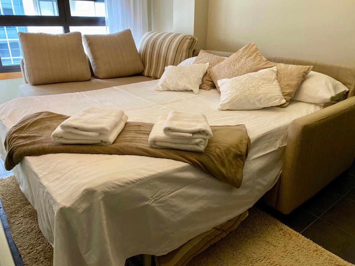 Giralda 2 Apartment ปอนเตอเรอัส ภายนอก รูปภาพ