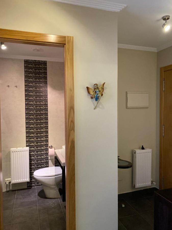 Giralda 2 Apartment ปอนเตอเรอัส ภายนอก รูปภาพ